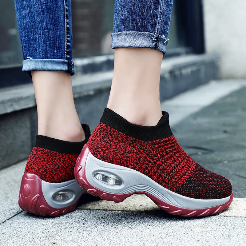 2023 Spring Women Sneakers Shoes Flat Slip on Platform Sneakers for Women Black Breathable Mesh Sock Sneakers Shoes