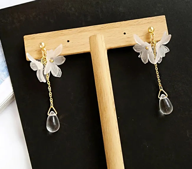Trendy Earrings Flowers Stud Earrings for Women Vintage Creative Temperament Contracted Woman Stud Earrings Fine Jewelry