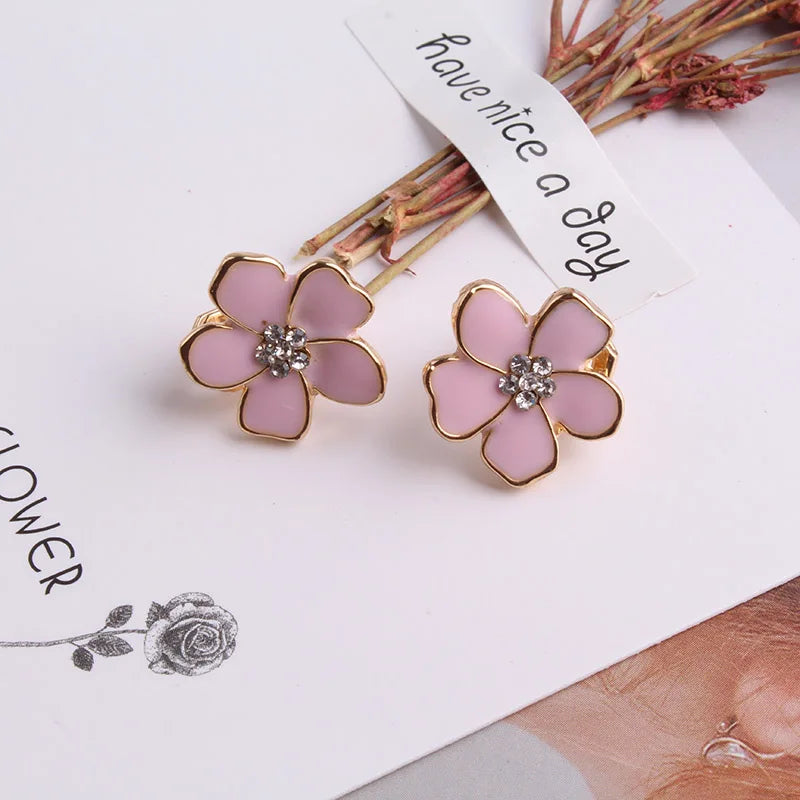 Korea Style Flower Shape Enamel Clip on Earrings Without Piercing for Girls Party Cute Lovely No Hole Ear Clip Jewelry