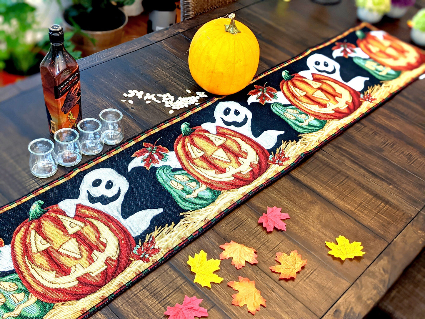 DaDa Bedding Halloween Pumpkins Table Runner, Harvest Orange Tapestry (12914)