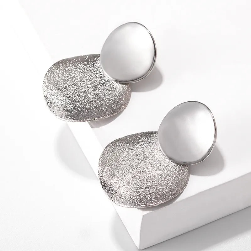Simple Fashion Gold Color Silver Plated Geometric Big Round Clip Earrings for Women Fashion Big Hollow Ear Clip Jewelry