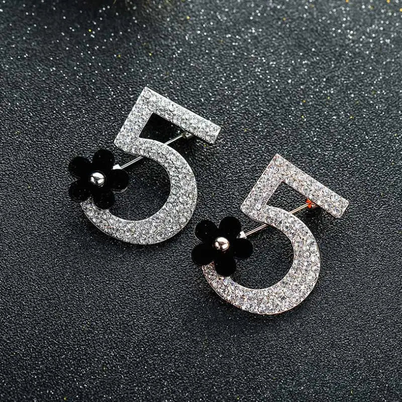 Luxurious Brand Brooches Letter 5 Full Crystal Rhinestone Brooch Pins for Women Party Flower Number Brooches