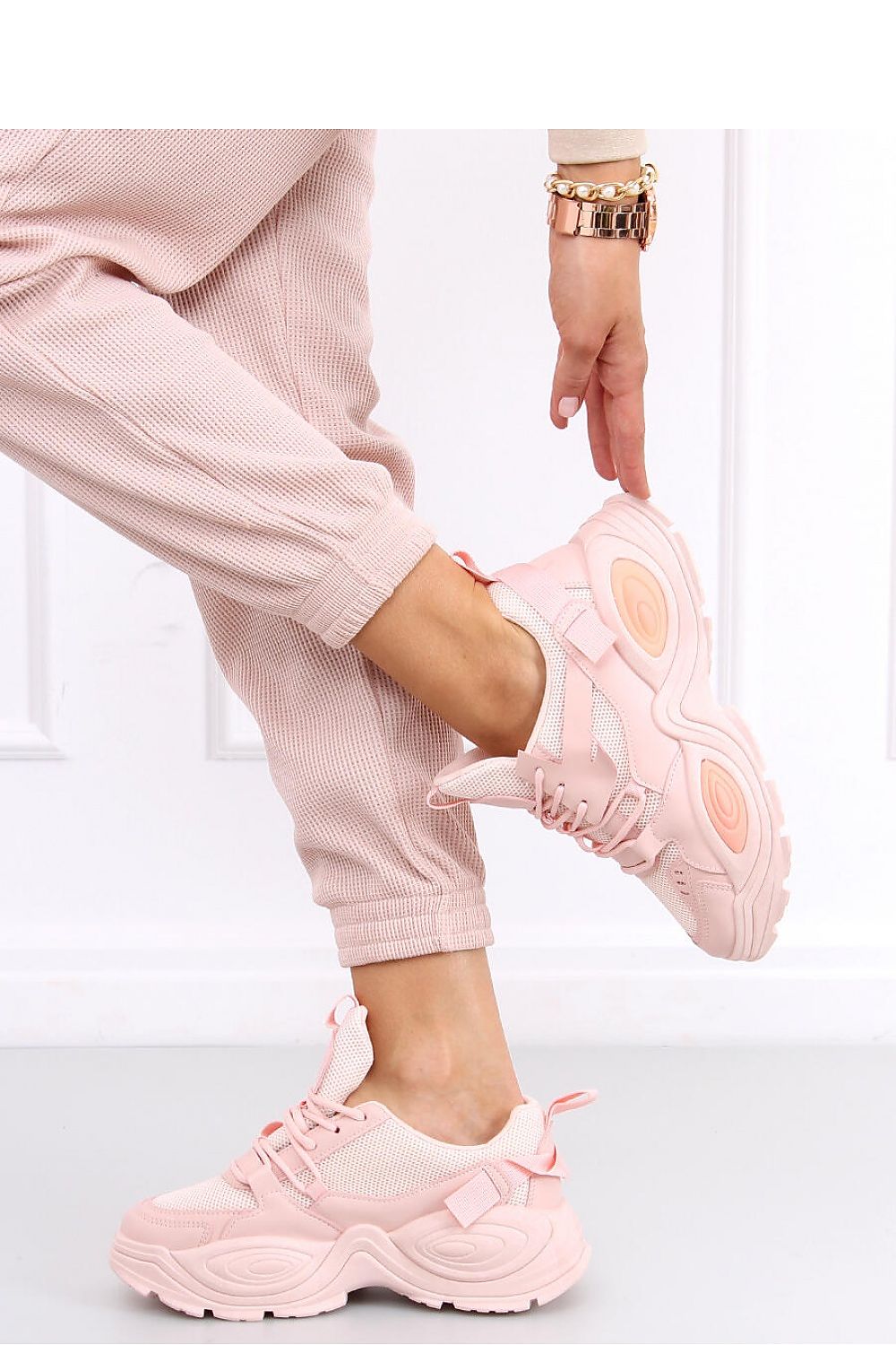 Sport Shoes Model 161394 Inello