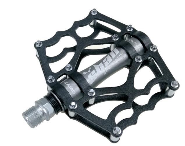2019 New MTB Mountain Bike Pedals Aluminum Alloy CNC Bike Footrest Big Flat Ultralight Cycling BMX Pedal