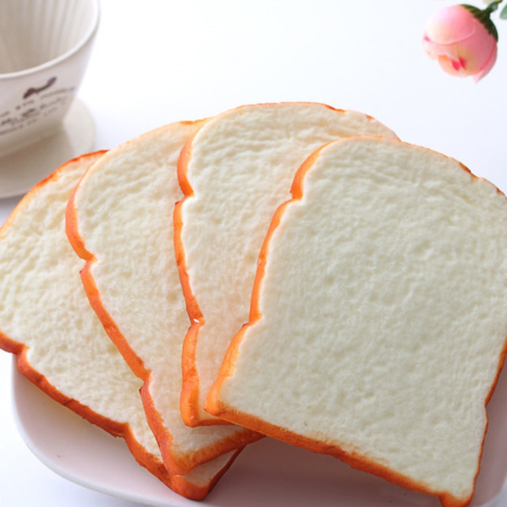 1PC Hot 14CM Jumbo Soft Scent Sliced Bread Toast Kids Toy Hand Pillow Decoration Crafts Miniature Kids Kitchen Toys