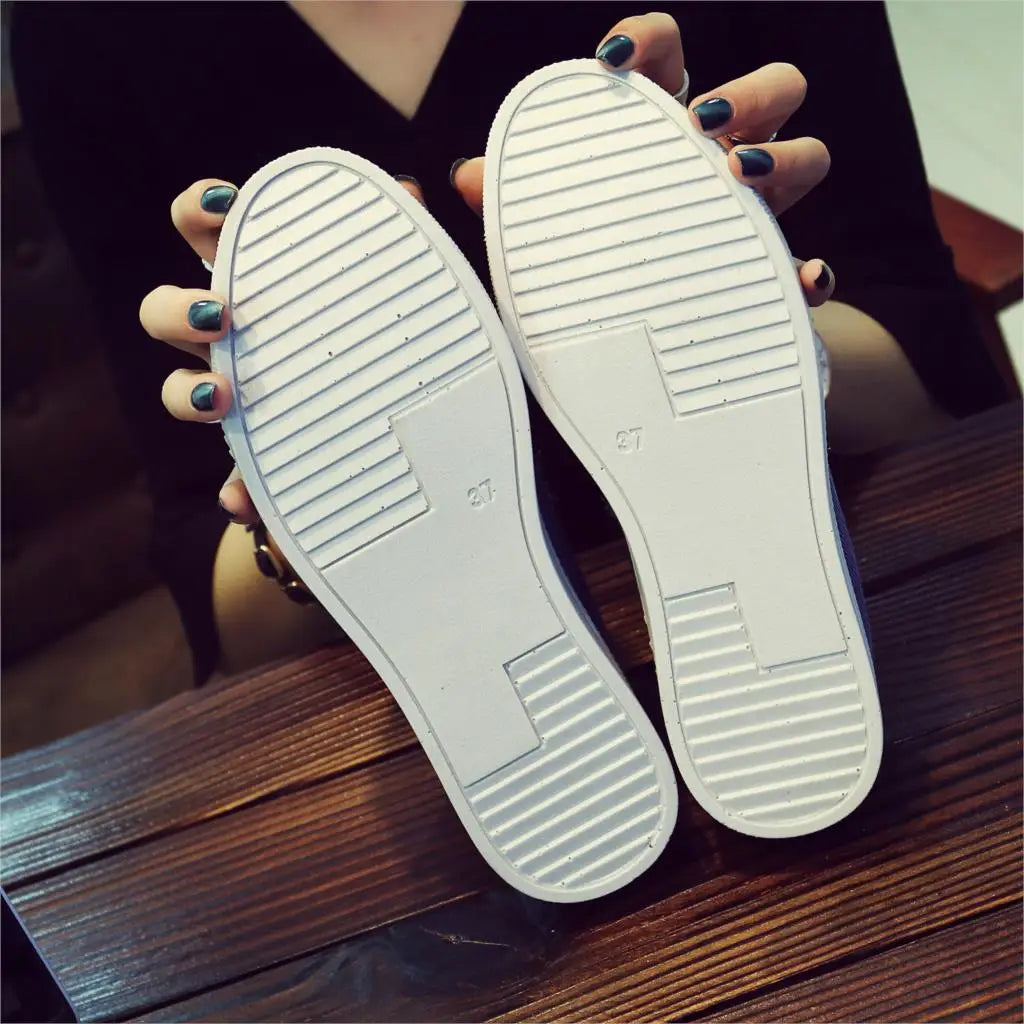 Women Denim Shoes Flats Fashion Casual Jeans Shoes Girl Classic Soft Flats Soles Students Spring Canvas Shoes Lady New Arrival
