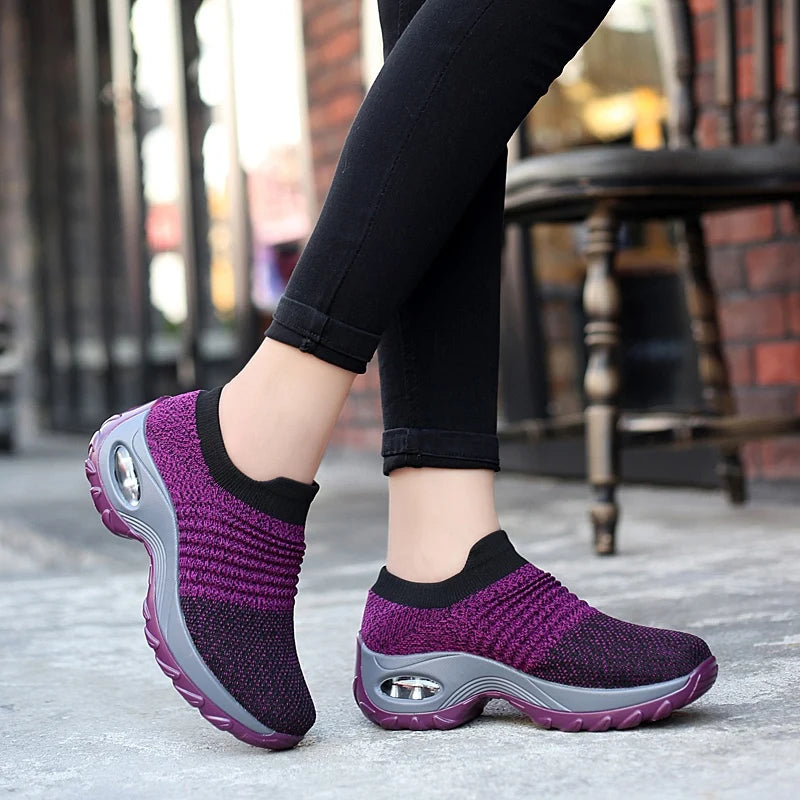 2023 Spring Women Sneakers Shoes Flat Slip on Platform Sneakers for Women Black Breathable Mesh Sock Sneakers Shoes