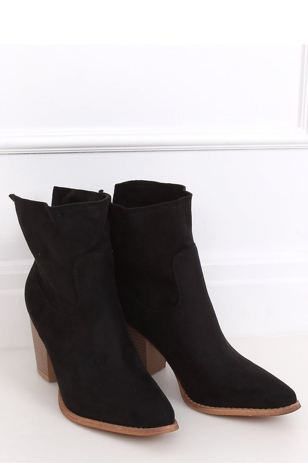 Heel Boots Model 146810 Inello