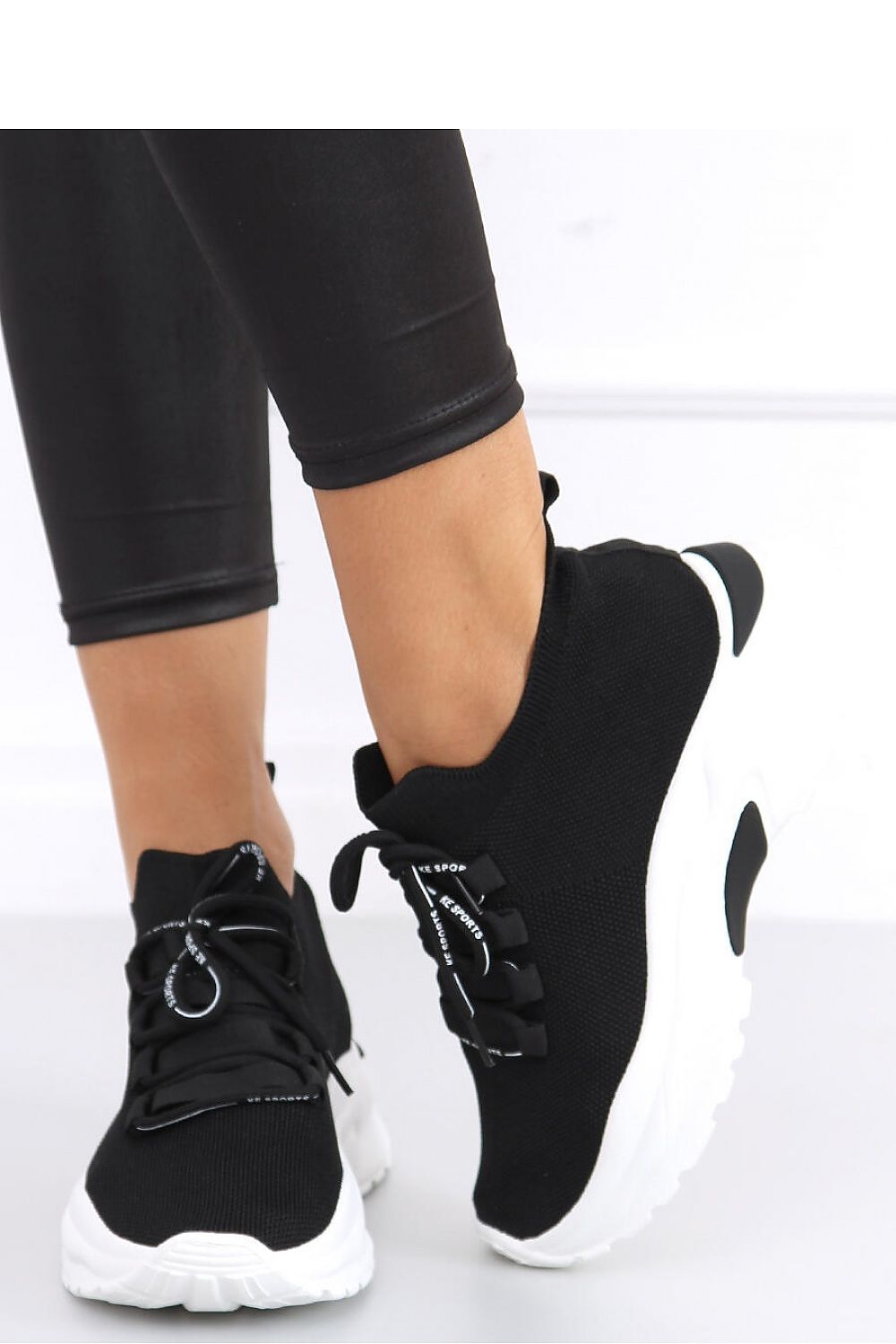 Sport Shoes Model 161987 Inello