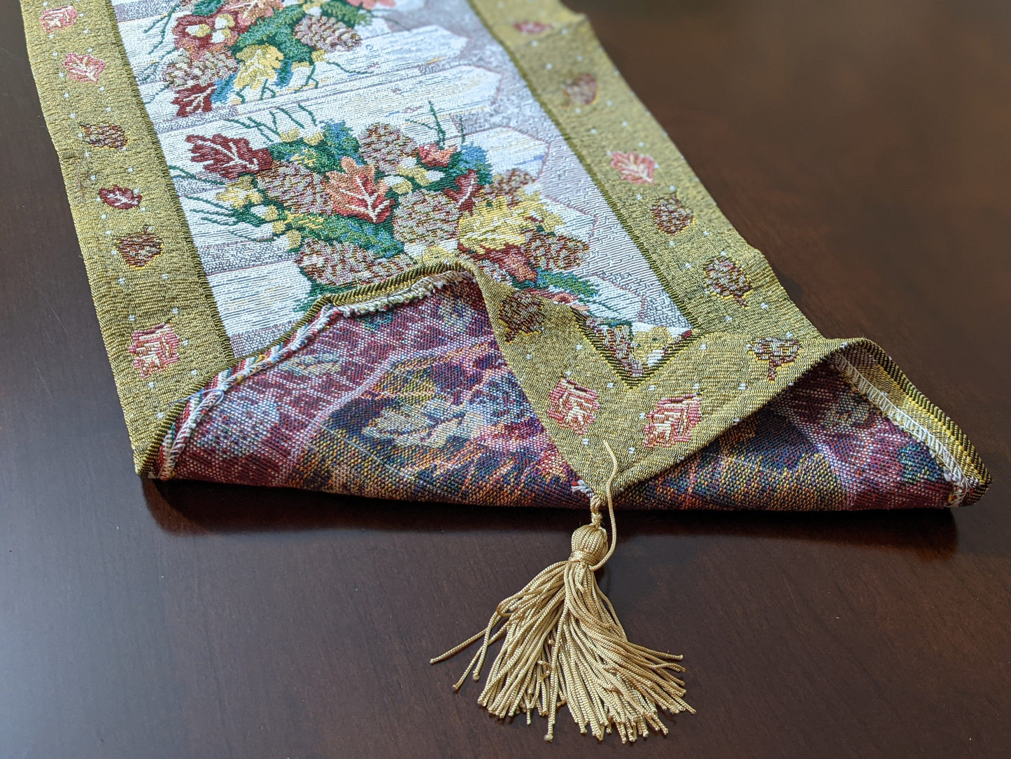 DaDa Bedding Set of 3-Pieces Table Runners - Festive Holiday Fiesta Floral Botanical Beige Woven Tapestry Dining Mats Sc