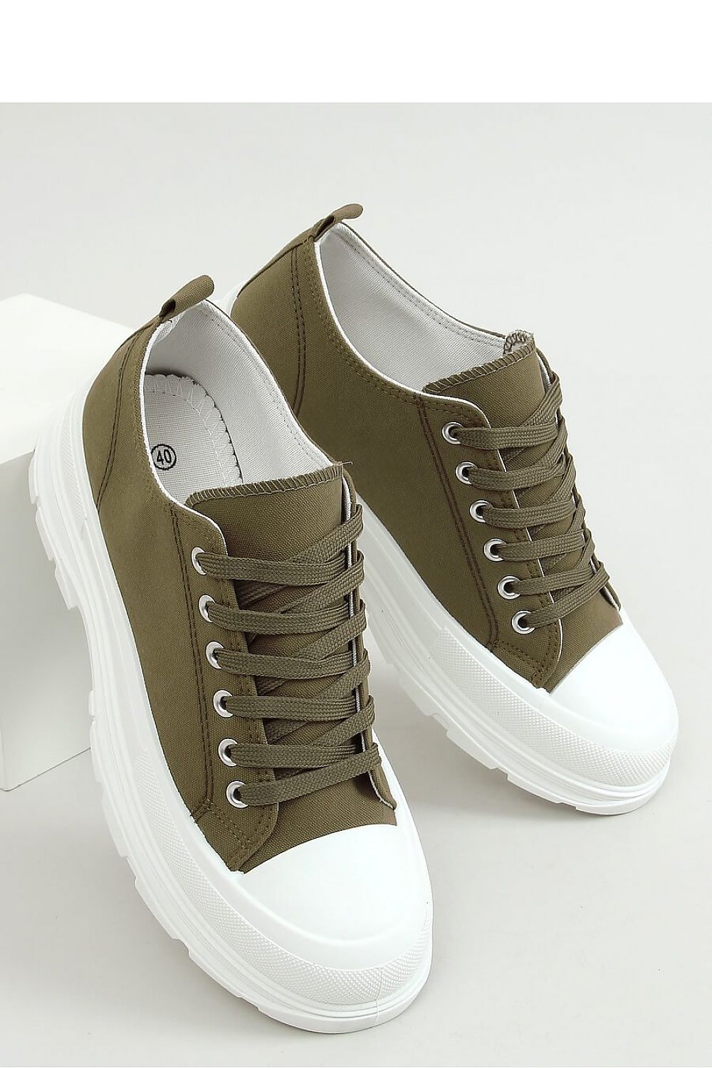 Sneakers Model 156235 Inello