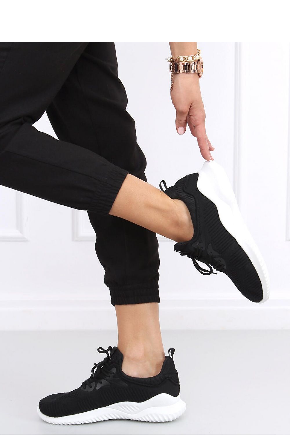 Sport Shoes Model 161953 Inello