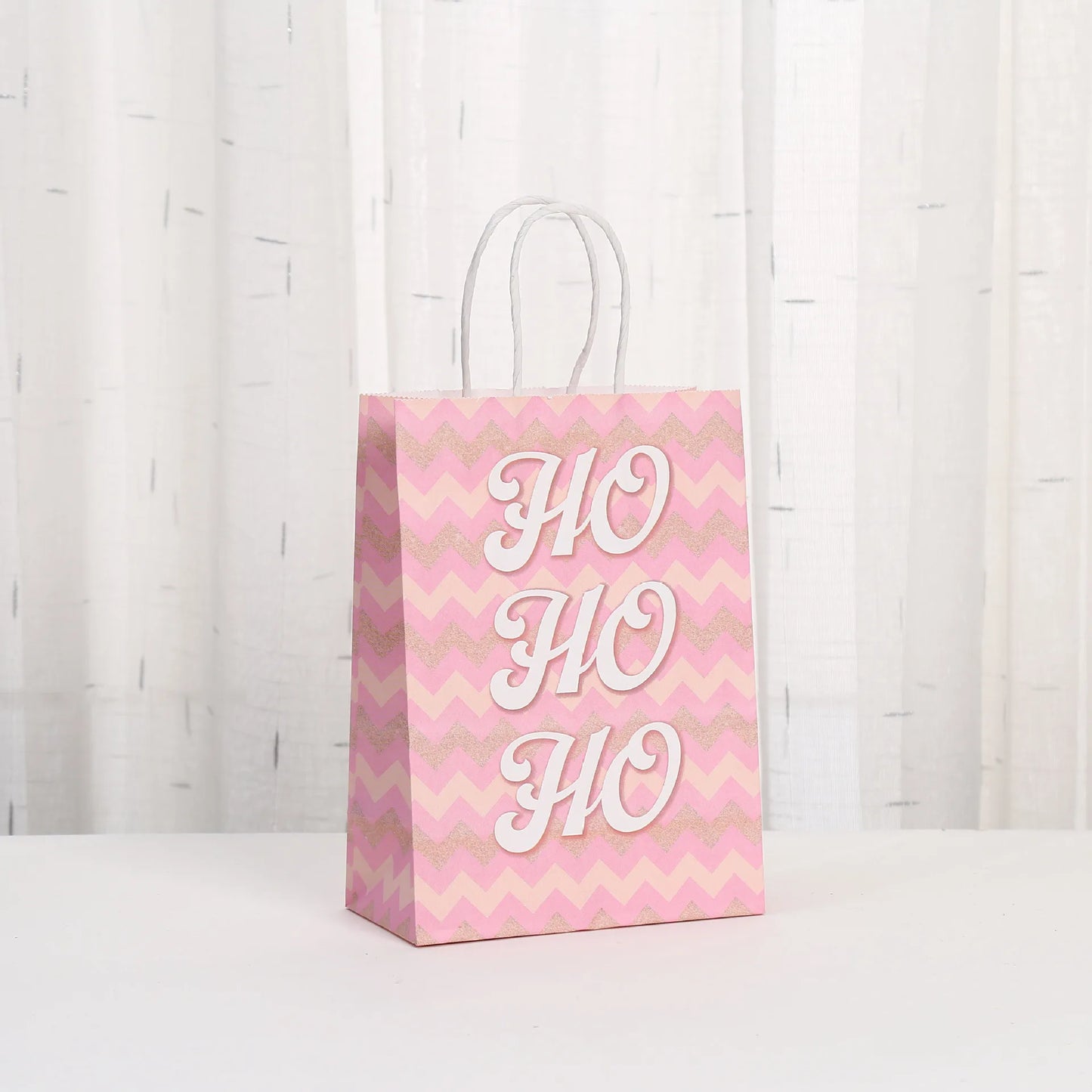 6Pcs Pink Christmas Theme Paper Gift Packing Bags Santa Claus Snowman Reindeer Candy Cookie Bag for Christmas Party Decoration