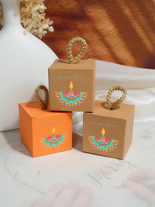 Happy Diwali, Colorful Lotus Lantern Candy Box, Golden Rope, Exquisite Packaging Suitable for Decoration During the Wandeng Fest