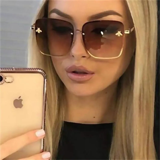 TOYEARN Vintage Lady Oversize Rimless Square Sunglasses Women 2019 New Fashion Small Bee Glasses Gradient Sun Glasses for Female