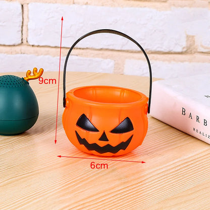 Halloween Candy Pot Halloween Cauldron Novelty Halloween Bucket Ornament Skull Witch Toy