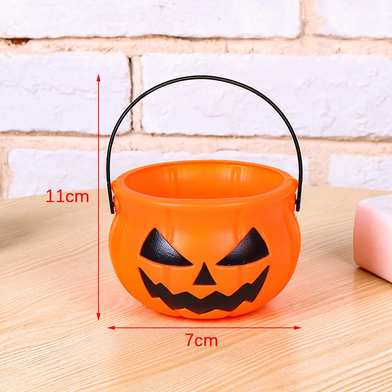 Halloween Candy Pot Halloween Cauldron Novelty Halloween Bucket Ornament Skull Witch Toy