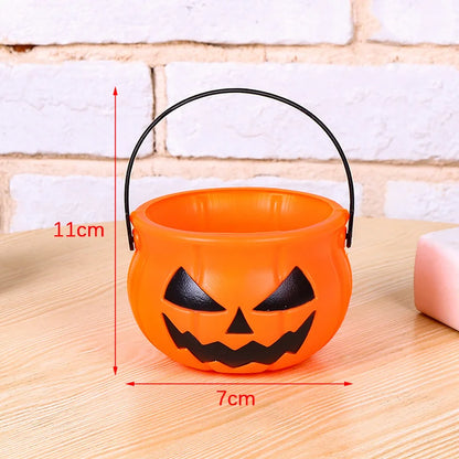 Halloween Candy Pot Halloween Cauldron Novelty Halloween Bucket Ornament Skull Witch Toy