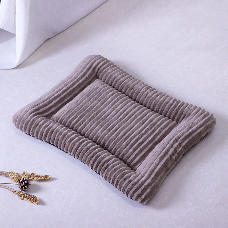 Flannel Square Bed for Cats Dogs, Comfortable Soft Washable Cushion for Sphinx,Replacement Mat for Pet House,Cats Cartoon Sofa