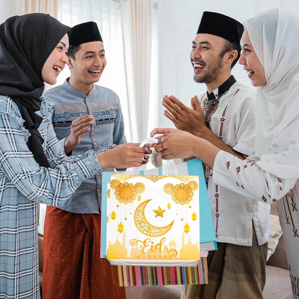 4Pcs Eid Mubarak Gift Bag Ramadan Kareem Nonwoven Pouch Cookie Candy Packaging Bags Muslim Islamic Ramadan Party Decor Supplies