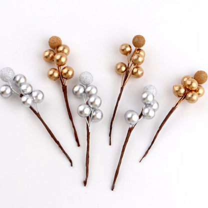 (10 Pcs/Pack) 10cm Christmas Tree Berry Decoration Simulation Yangmei Golden Berry Bouquet False Plant Wreath Home Decoration