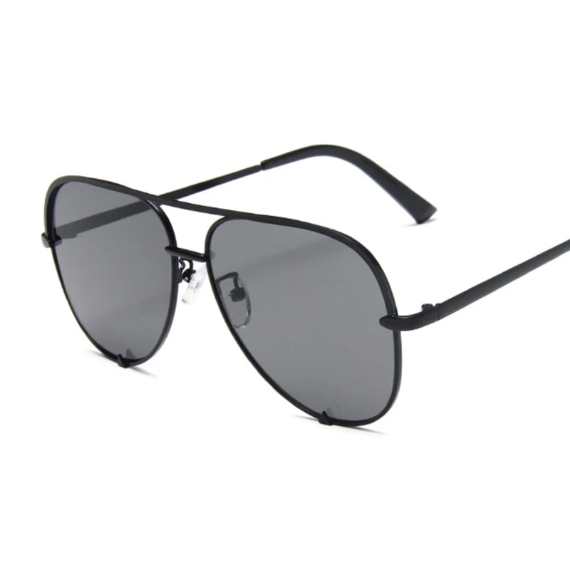 Classic Vintage Sunglasses Woman Luxury Brand Designer Sun Glasses Female Fashion Retro Black Gradient Aviation Oculos De Sol