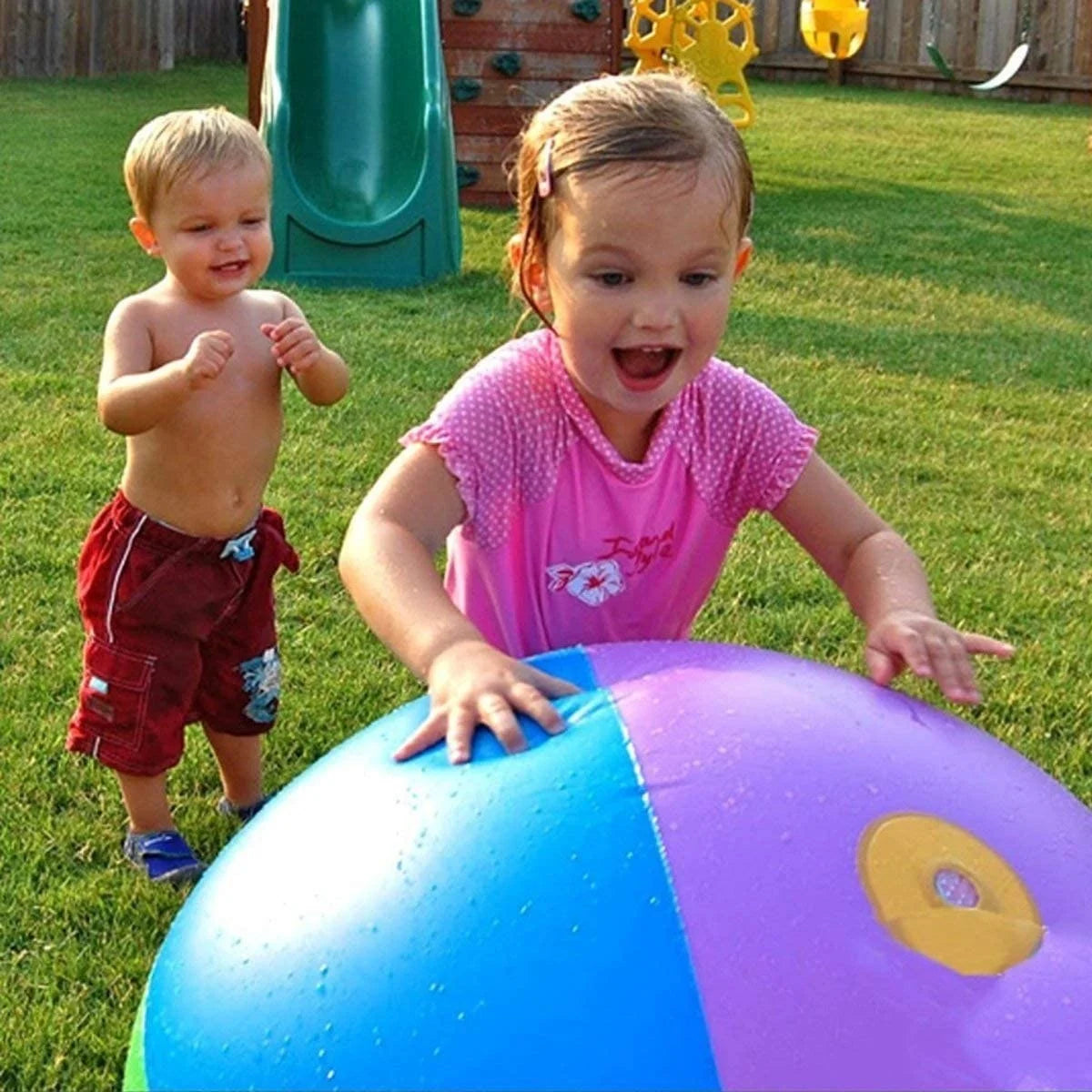 Funny Inflatable Spray Water Ball Kids Water Sprinkler Ball Summer Outdoor Swimming Pool Beach Play the Lawn Balls Playing Toys