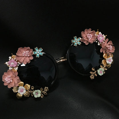 New Fashion Baroque Women Girls Metal Flower Sunglasses Retro Luxury Gems Sunglasses Summer Beach Glasses