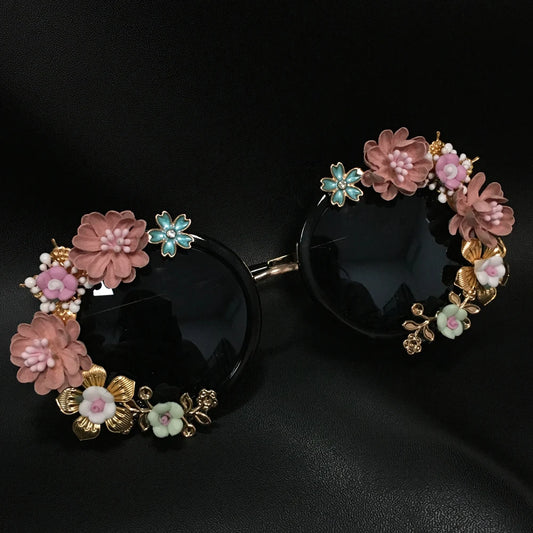New Fashion Baroque Women Girls Metal Flower Sunglasses Retro Luxury Gems Sunglasses Summer Beach Glasses