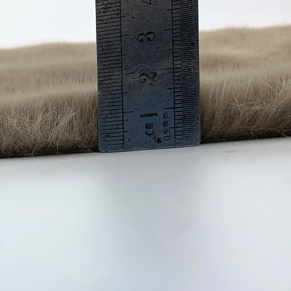 15mm Long Faux Fur 160cm Width Soft Fur Fabric High and Low Faux Mink Clothing Fabrics
