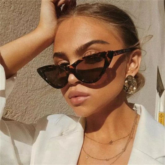 Fashion Sunglasses Woman Brand Designer Vintage Retro Triangular Cat Eye Glasses Oculos De Sol Transparent Ocean Uv400