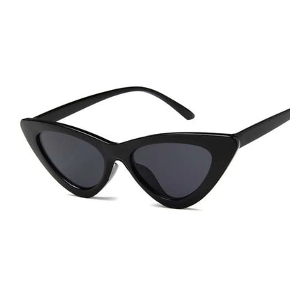 New Retro Fashion Sunglasses Woman Brand Designer Vintage Cat Eye Black White Sun Glasses Female Lady UV400 Oculos