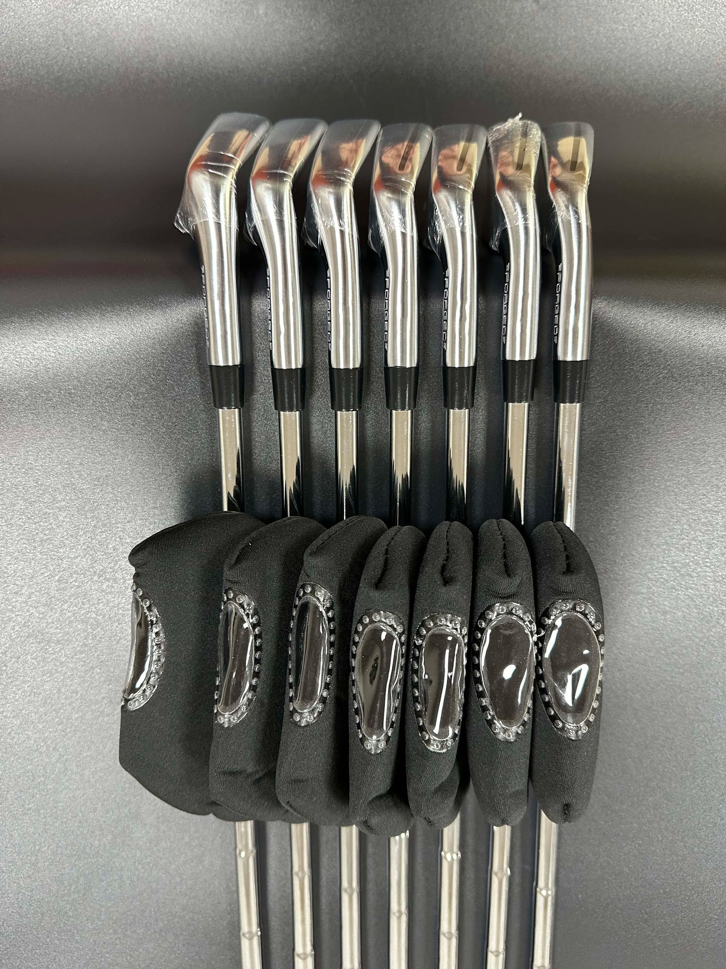 2024 New Brand Silver Golf Irons Set P 790 456789p With Shaft and Grip P790 Golf Club Iron Set 8pcs Head Cover Free Shipping