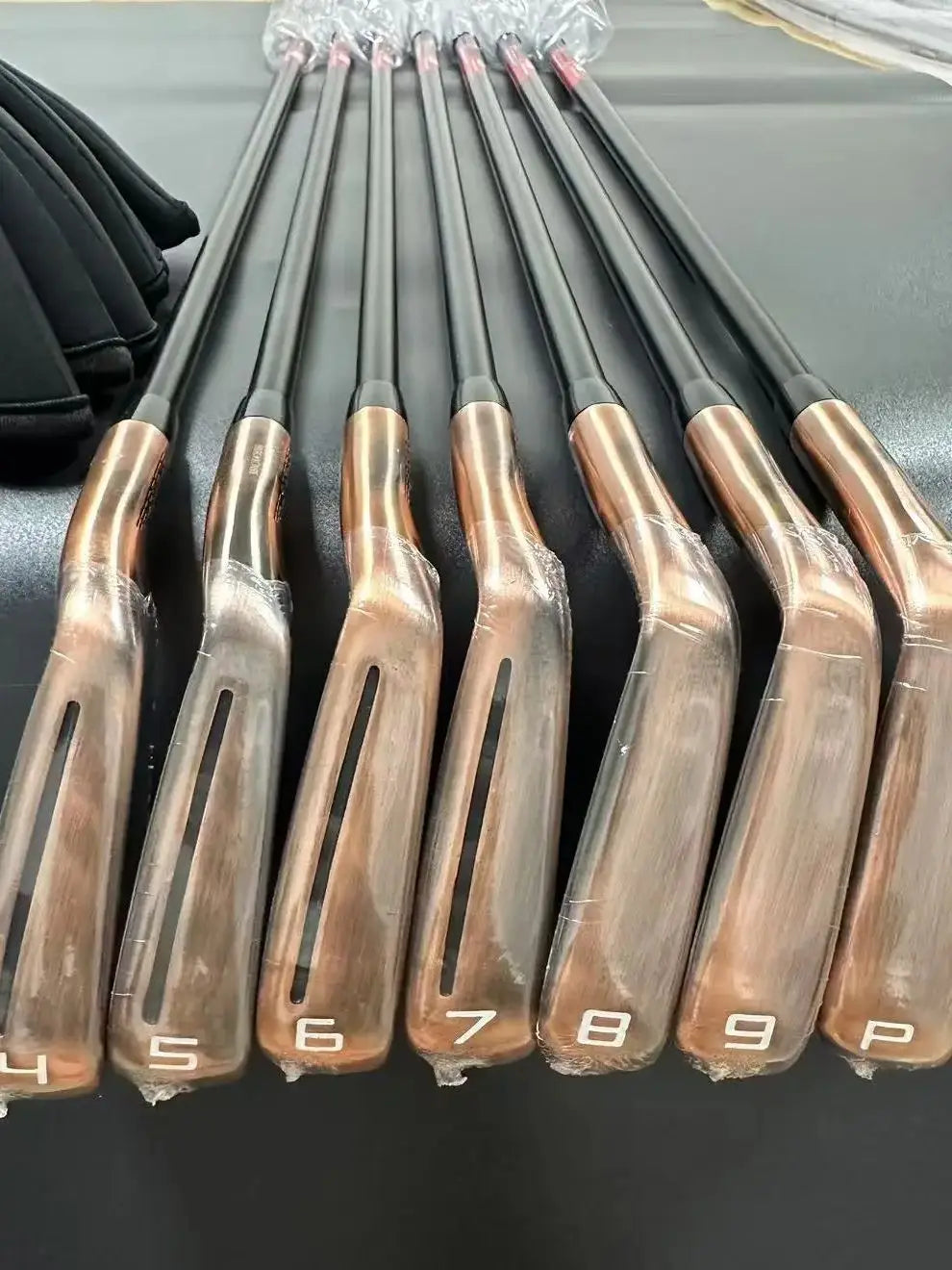 New Brand Golf Irons Copper Color Set P 790 456789p With Shaft and Grip P790 Golf Club Iron Set 8pcs Head Cover Free Shipping