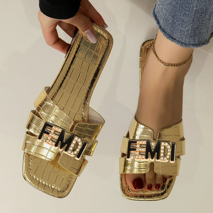 Women Gold Luxury Decor Slides Fashion Elegant Sexy Gold Design Flat Bottom Sandals Summer Beach Slippers Outdoor Open Toe Shoes