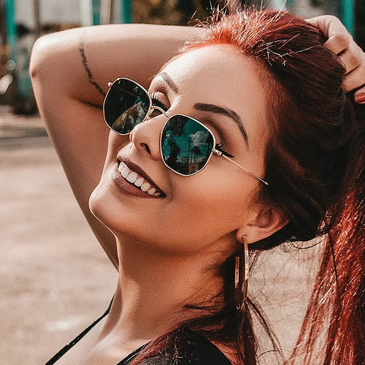 ONEVAN 2024 Vintage Square Sunglasses Women Brand Designer Sun Glasses Men/Women Retro Small Frame Metal Sunglass Shades Glasses
