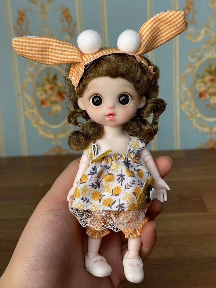 Lovely 17cm Doll 1/8 Bjd Dolls Mini Playhouse Doll Toy Kids Girls Dolls Toy Gift