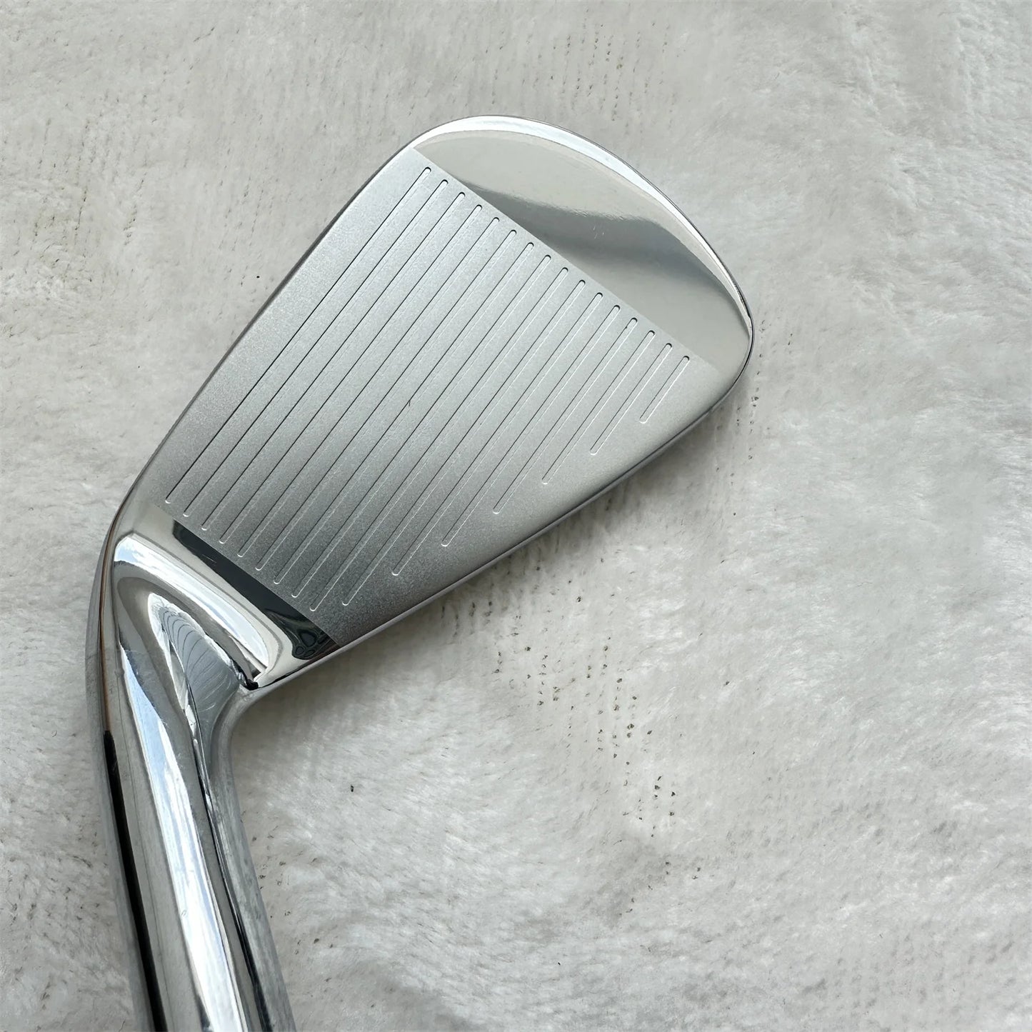 New Golf Irons P7TW Irons Golf Club Set Tour Long Distance Forged Hollow Design Men's Irons Complete Set