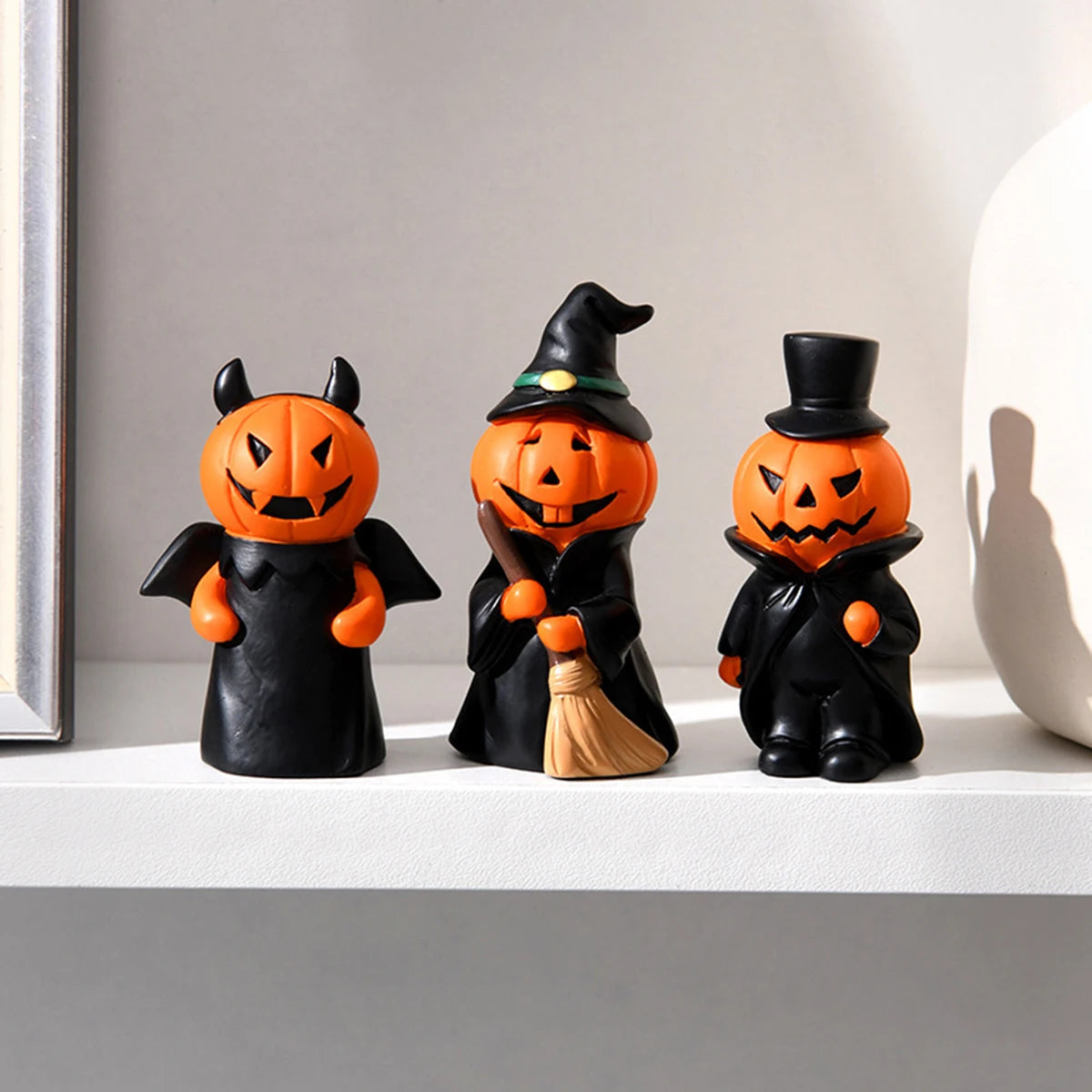 1PCS Cute Halloween Decor Set - Ghost Witch Pumpkin Resin Figurines for Home Tabletop Party Ghost Festival Decorations Gifts
