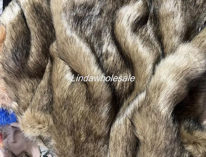 Wholesale Quality Pile 5cm Dye Tip Faux Fur Fabric, Thick Fox Fur,felt Cloth,clothes Shoes Bag Materials