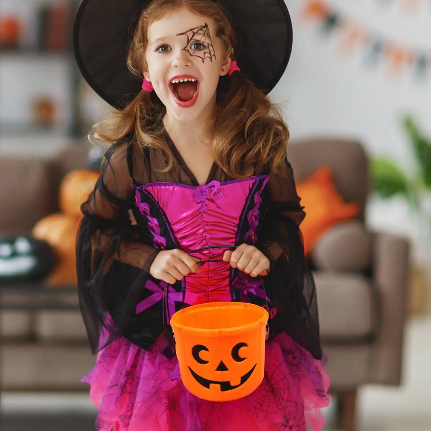 Halloween Bucket Candy Basket Pumpkin Pails Pumpkin Face Halloween Trick Treat Bucket Portable Candy Basket or Halloween Candy