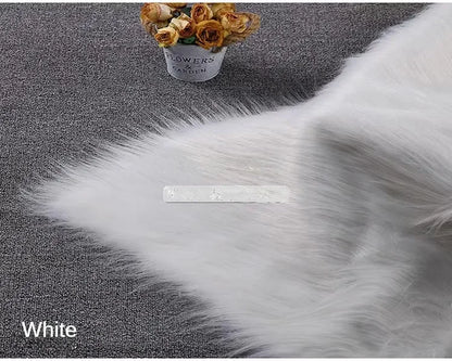 White Long Fur Long Hair Plush Fabric Fur  by the Meter for Clothes Upholstery Toys Coats Doll Sewing Soft Green Faux Fur Cloth