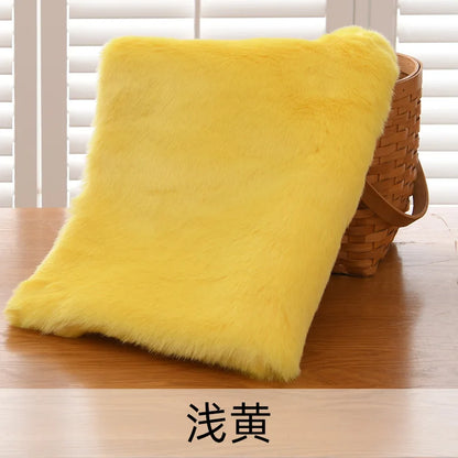 2.5cm Imitation Rabbit Fox Fur Grass Counter Decoration Carpet Clothing Scarf Animal Fur Suit Fabric