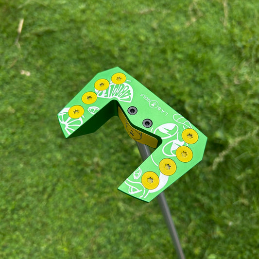 【Limited Edition】2025 MEZZ.1 Golf Putter Green Golf Putters Automatic Balancing Club Face Return Putter, With Head Cover