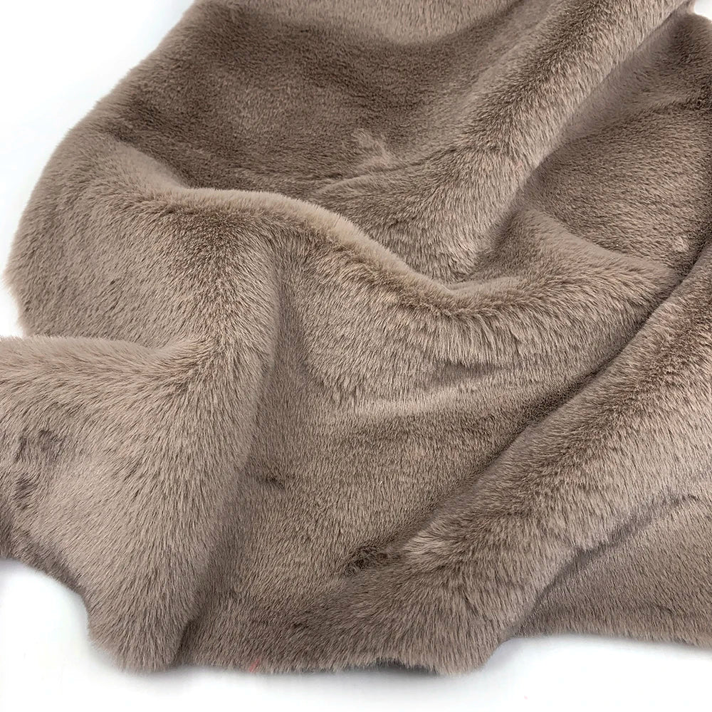 Sewbato 10mm 100% Polyester Faux Fur Fabric 50x50cm Environmentally Friendly Soft Minky Fabric Plush Toy/Clothing Plush Fabric