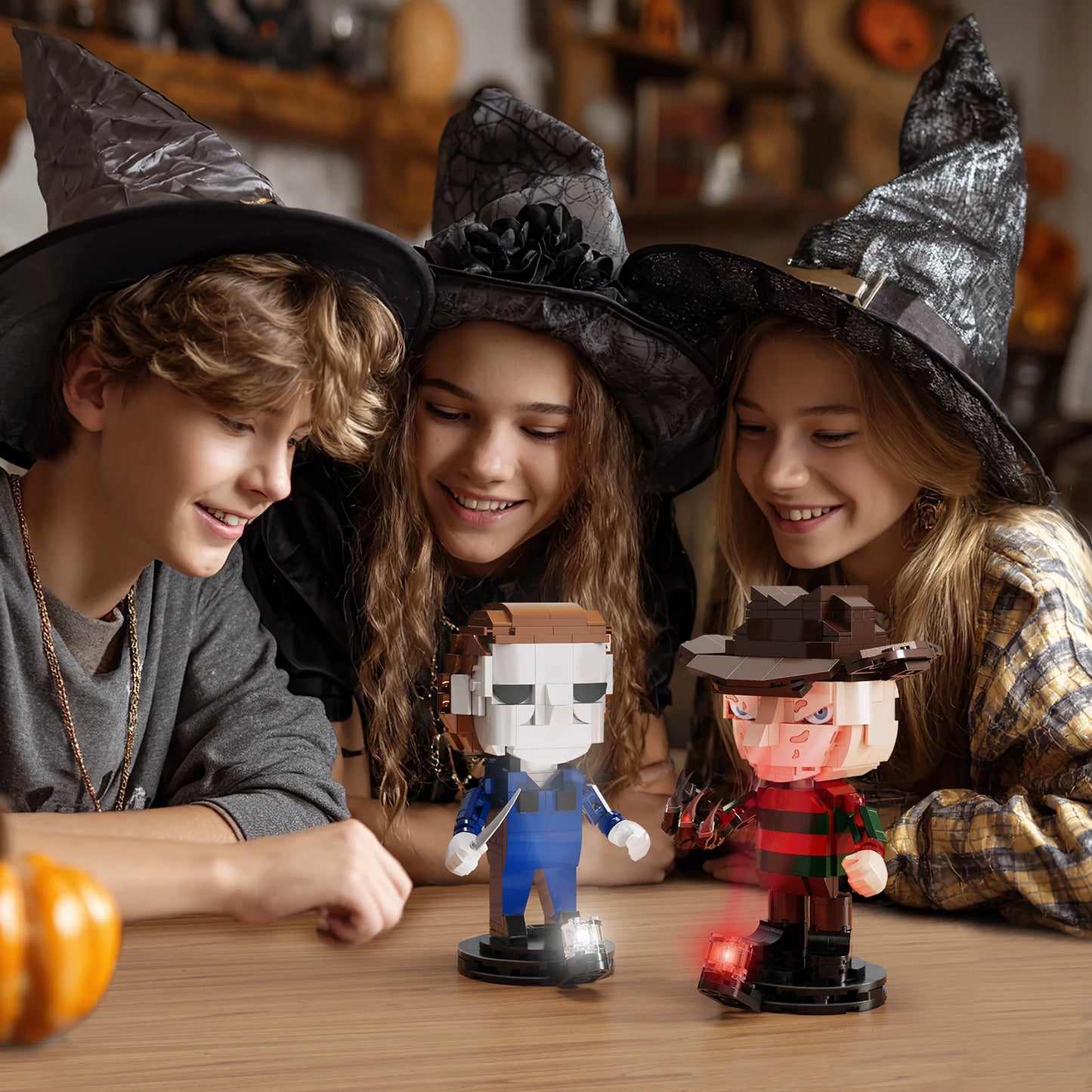 2in1 Horror Movie Figures Building Block Set Elm Street Freddyed Bricks Home Decor Halloween Gifts for Boys and Girls(625 Pcs)