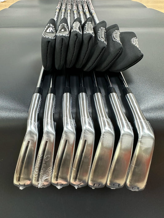 2024 New Brand Silver Golf Irons Set P 790 456789p With Shaft and Grip P790 Golf Club Iron Set 8pcs Head Cover Free Shipping