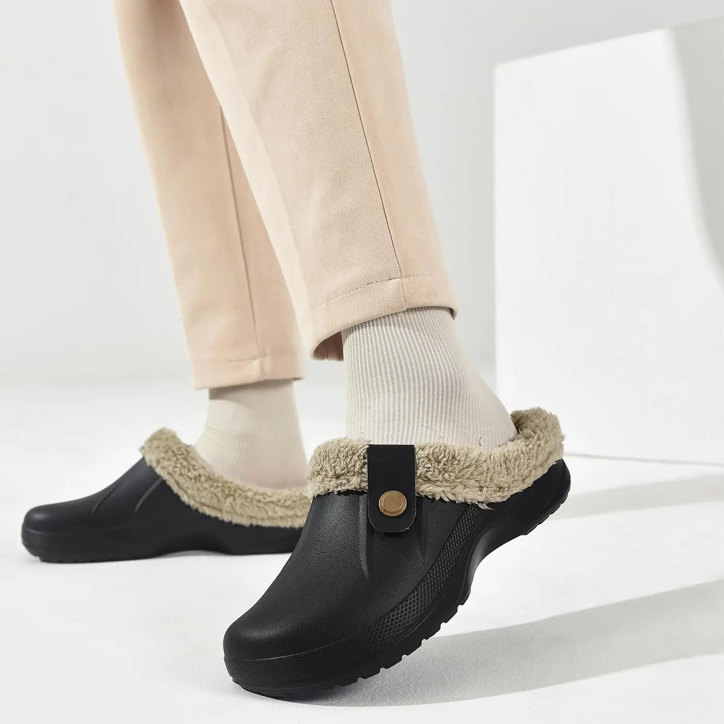 Evshine Winter Warm Clogs Men Waterproof Garden Slippers Fur Clogs Slippers Fuzzy Plush Slippers Bedroom Shoe for Indoor Outdoor