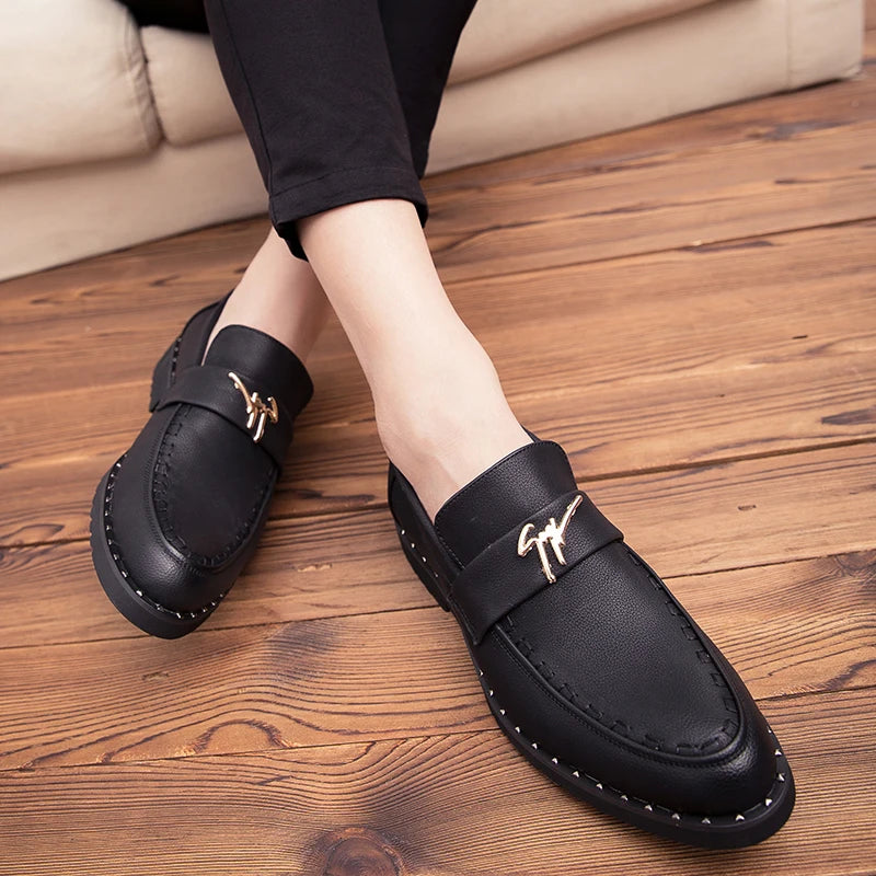 Luxury Brand Men Dress Shoes Classic Man Pointed Toe Dress Shoes Men's Patent Leather Wedding Party Shoes Oxfords Formal Shoes