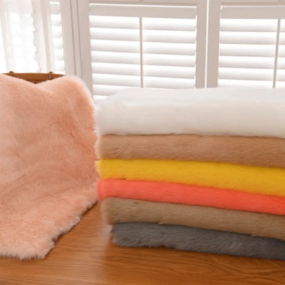 2.5cm Imitation Rabbit Fox Fur Grass Counter Decoration Carpet Clothing Scarf Animal Fur Suit Fabric